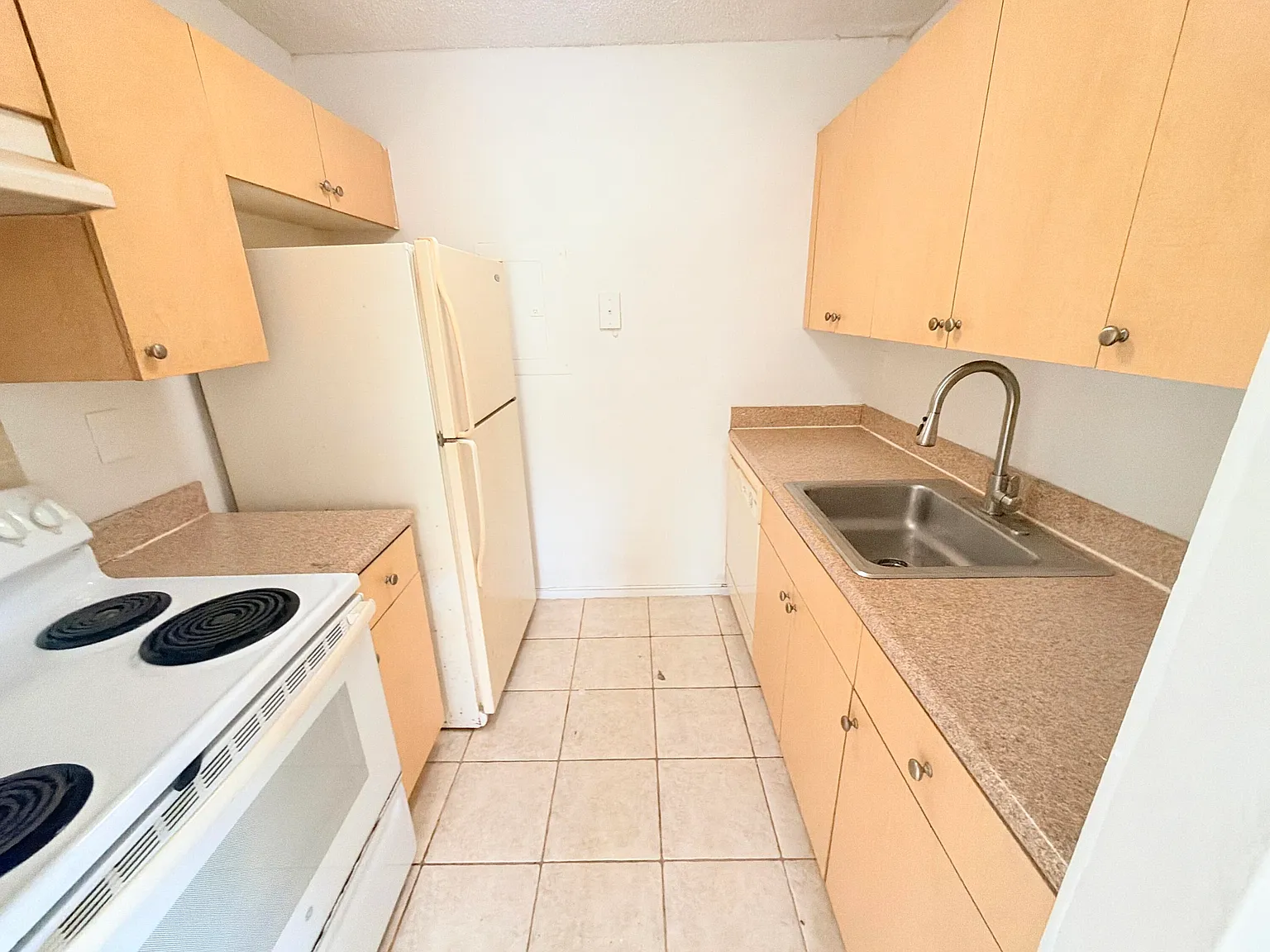 1 bed, 1.0 bath, 530 sqft, $1,550 — Photo 2