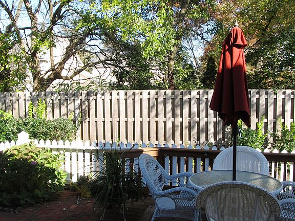 2nd image of 3806 Lakedale Dr
