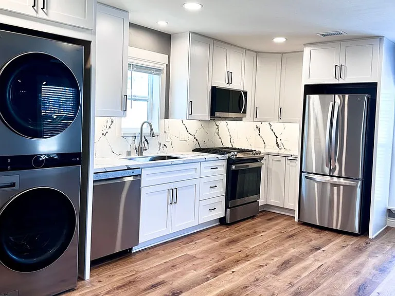 Third Avenue Duplex — Photo 1