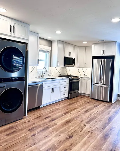 Third Avenue Duplex Photo 1