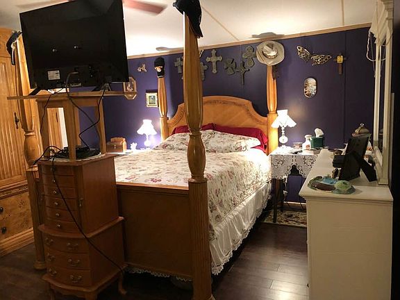 3rd image of 148 Moss Ln