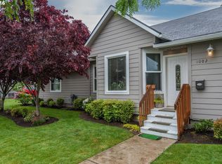1002 Jq Adams St, Oregon City, OR 97045