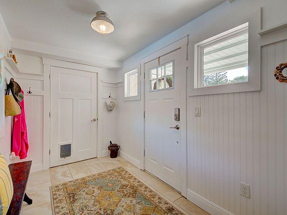 5th image of 872 Buxmont Ct
