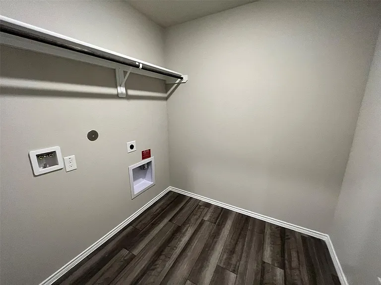 332 Pecos Dr — Photo 10