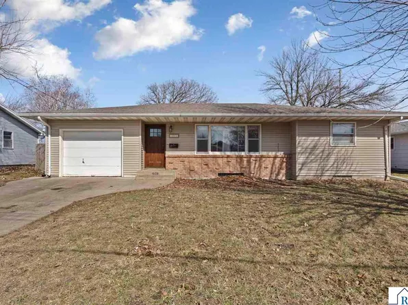 1628 Fair St, Mankato, MN 56001