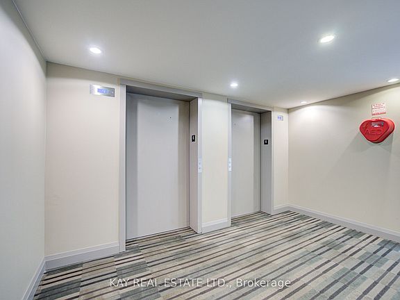 3rd image of 3520 Danforth Ave Unit 612