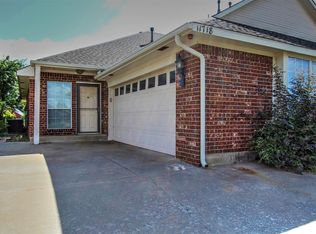 11718 Hollyrock Ct, Yukon, OK 73099
