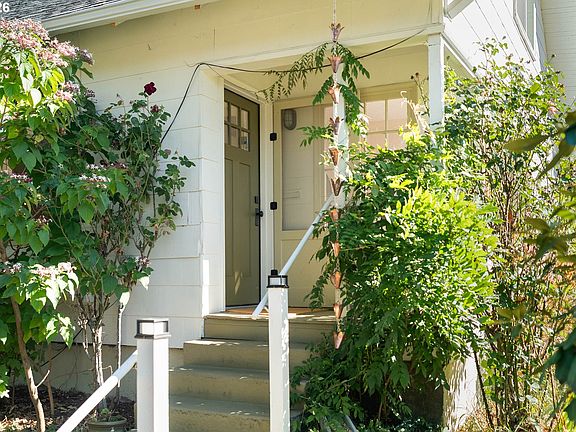 2nd image of 5936 N Burrage Ave