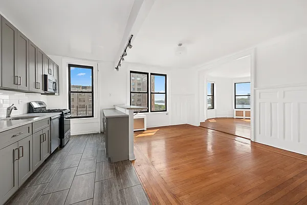 Rented by Corcoran | media 17