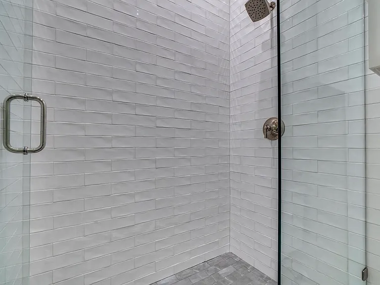 4403 Glenwick Ln — Photo 19