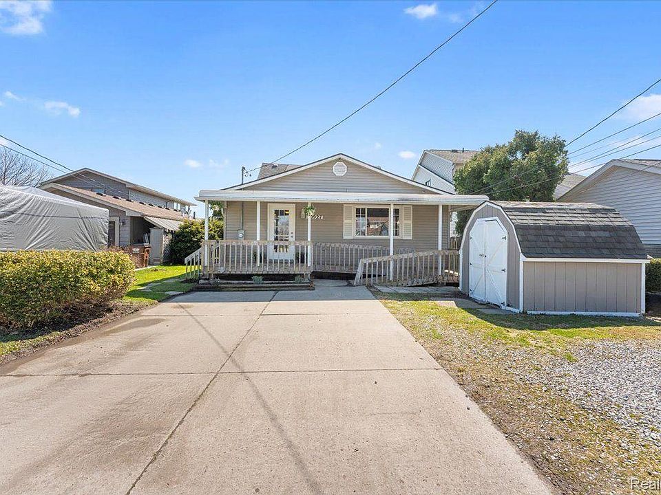 1st image of 30927 Island Dr