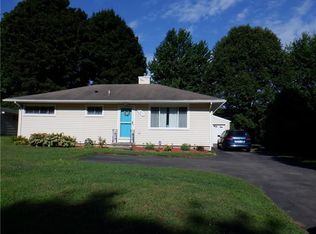 781 Bay Rd, Webster, NY 14580