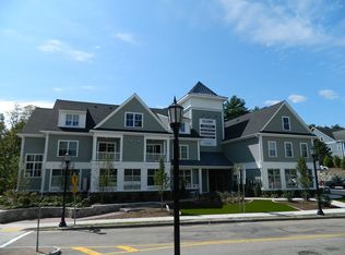 18 Union St #203, Norfolk, MA 02056