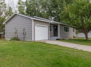 620 11th St, Cody, WY 82414