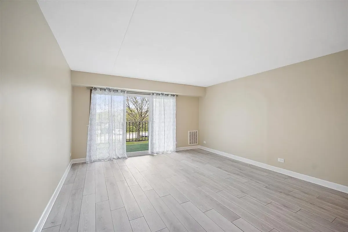 Building Photo - 475 Plum Creek Dr #206