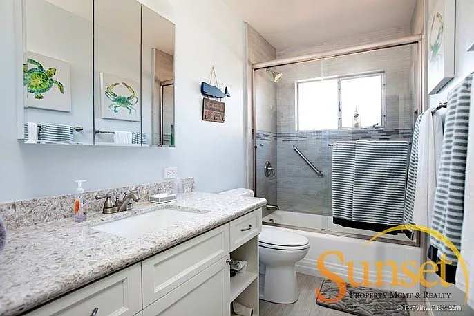 3271 Homer St — Photo 16