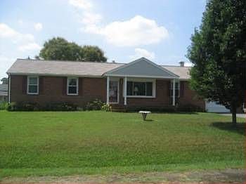 1st image of 8030 Dunwoody Dr