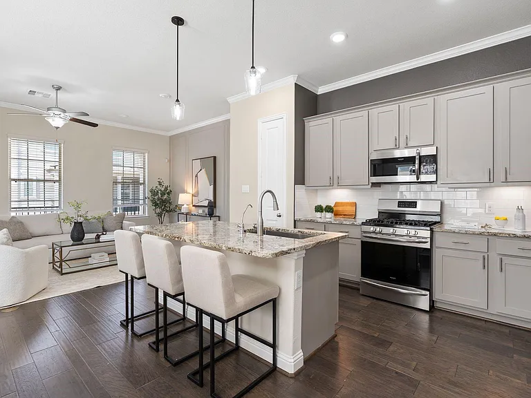 1752 Trinity Bend Dr — Photo 9