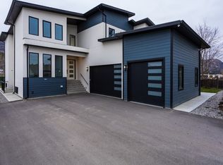 474 Snowsell St N, Kelowna, BC V1V2C7