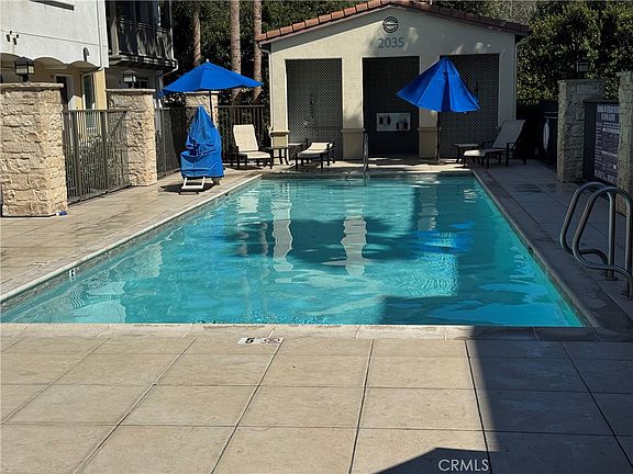 5th image of 3446 Doheny Way