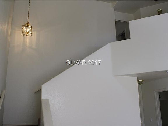 4th image of 8017 Divine Dr
