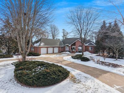 2355 Lost Dauphin Rd, De Pere, WI, 54115