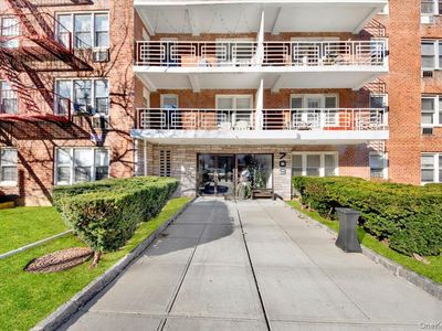 709 Warburton Avenue #6E, Yonkers, NY, 10701