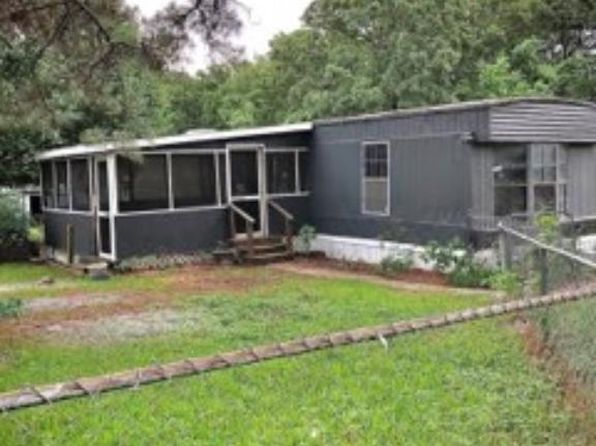 202 Applecross Ln