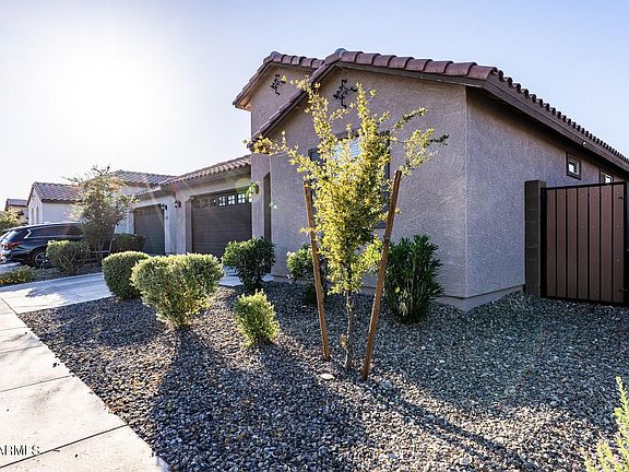 3rd image of 1548 W CORRAL Road