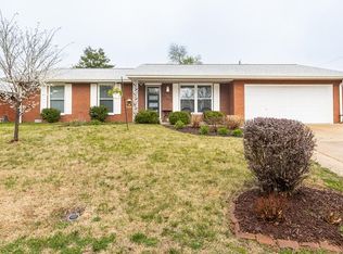 128 Stacy Dr, Fairview Heights, IL 62208