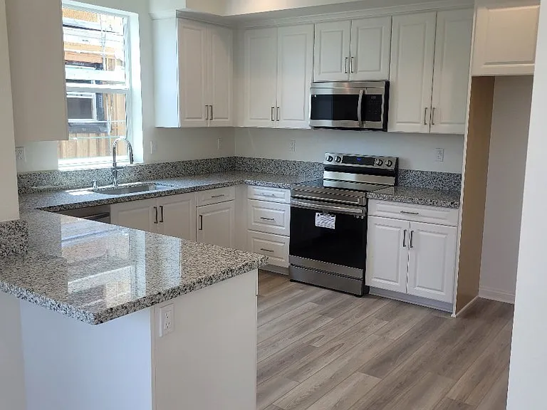 8386 Yosemite St — Photo 21