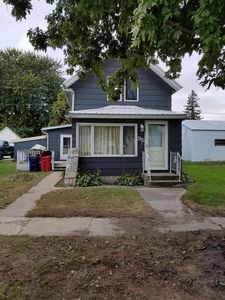 35 Center Ave N, Elgin, MN, 55932