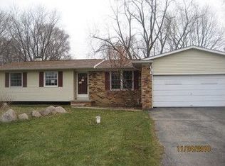 5303 Irish Rd, Grand Blanc, MI 48439