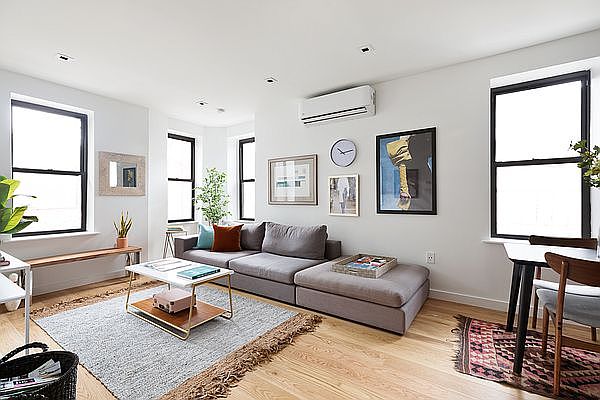 1st image of 915 Saint Johns Pl #36