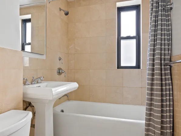 245 East 72nd Street image 6 of 9