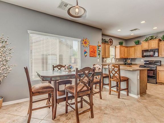 4th image of 41716 N Miles Ct