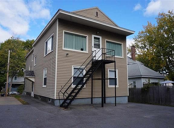 3rd image of 107 1st St