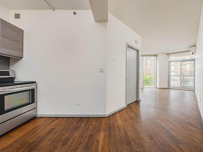 40 N 4th St #2B — Photo 4
