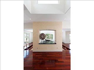 3rd image of 1615 Mecca Dr