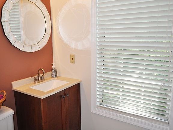 4th image of 8509 Ivoryton Way