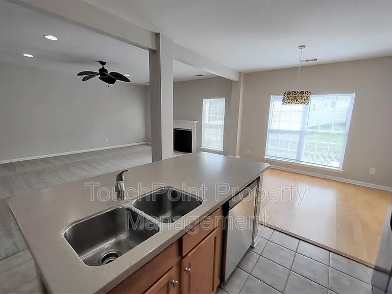 13340 Meadowmere Rd — Photo 8