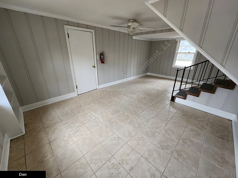 4033 Yale Ave — Photo 9