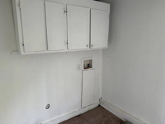 2nd image of 636 Lee St
