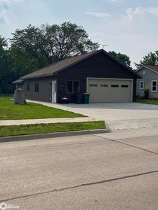 208 S Winnebago St E, Lake Mills, IA, 50450