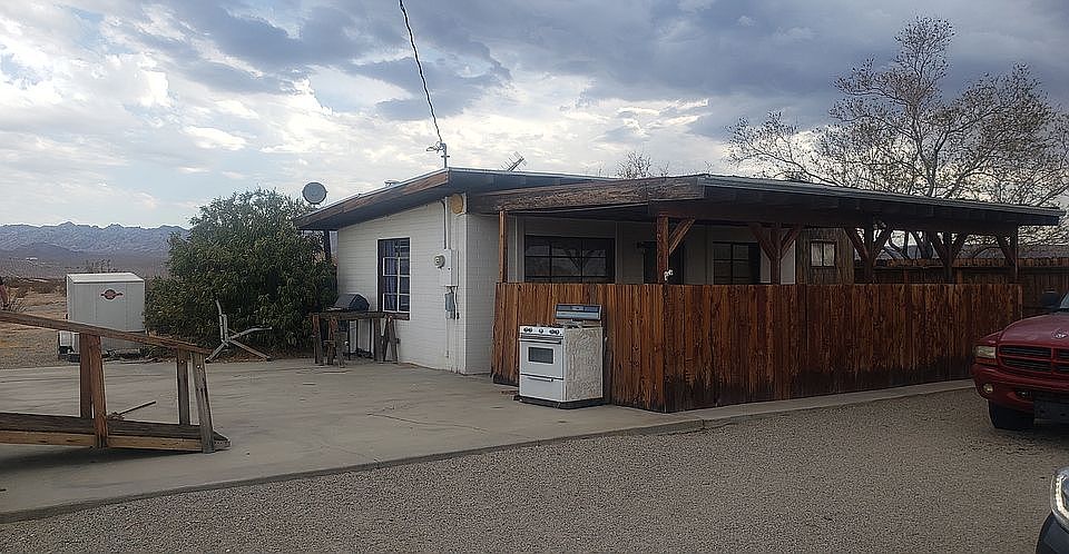 1st image of 69920 Nandina St