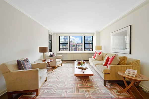 Sold by Compass | media 1