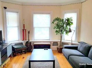 21 Day St #1, Somerville, MA 02144