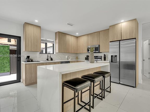 3rd image of 1741 SW 17th Ct #1