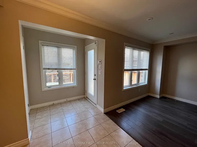 2424 Tillings Rd — Photo 12