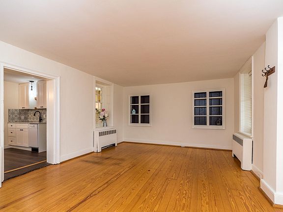 Living Room built ins